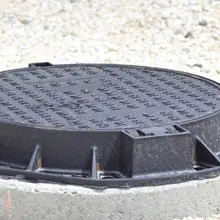 Drainage manhole repair